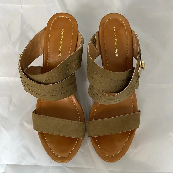 TOMMY HILFIGER Mili Platform Wedge Sandals Olive Green Suede Leather Gold 10 - Picture 7 of 13